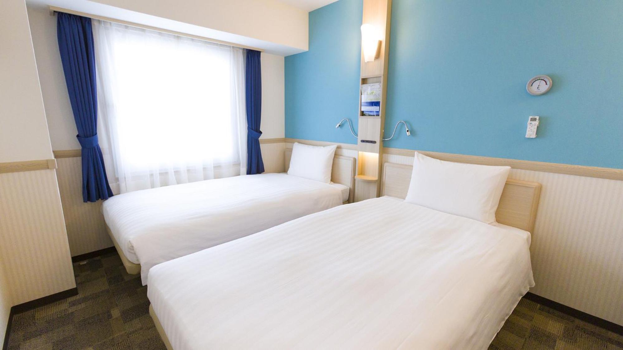 Toyoko Inn Shizuoka Eki Kita Guchi Habitación foto